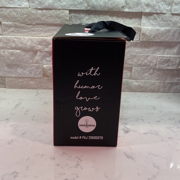 Mrs. Always Right stemless wine glass and Mr Right beer glass. Gift set. - Picture 5 of 6